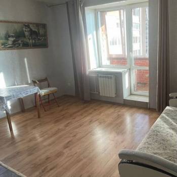 Продается 1-комнатная квартира, 39 м²