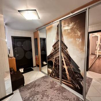 Сдается 1-комнатная квартира, 58 м²