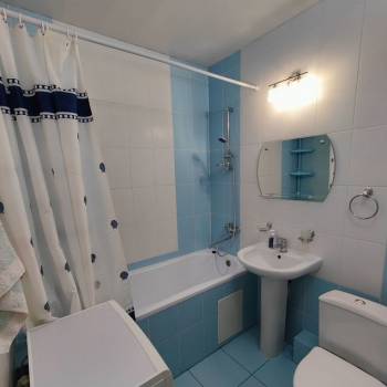 Сдается 1-комнатная квартира, 50 м²