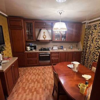 Сдается 1-комнатная квартира, 57 м²