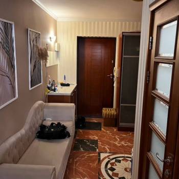 Сдается 1-комнатная квартира, 57 м²