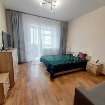 Продается 1-комнатная квартира, 36 м²