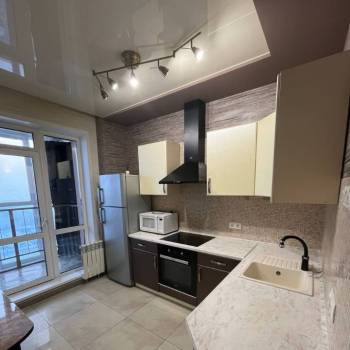 Сдается 1-комнатная квартира, 50 м²