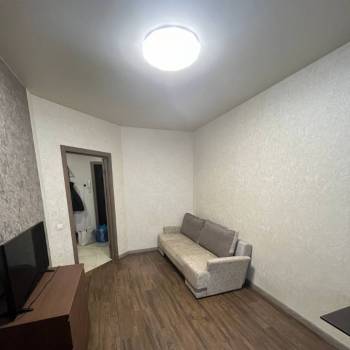 Сдается 1-комнатная квартира, 50 м²