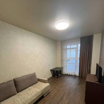 Сдается 1-комнатная квартира, 50 м²