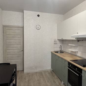 Продается 1-комнатная квартира, 38,8 м²