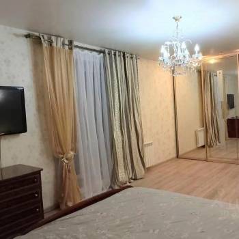 Сдается 2-х комнатная квартира, 70 м²