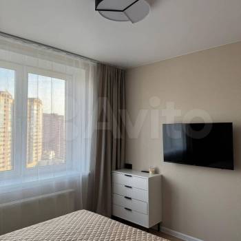 Продается 1-комнатная квартира, 40,9 м²