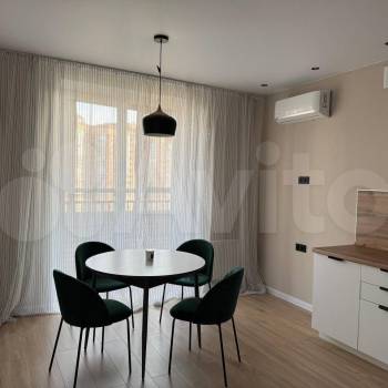 Продается 1-комнатная квартира, 40,9 м²