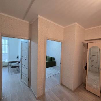 Сдается 1-комнатная квартира, 40 м²