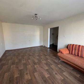 Продается 1-комнатная квартира, 41 м²