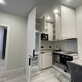 Сдается 1-комнатная квартира, 40 м²