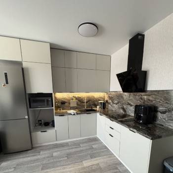 Сдается 2-х комнатная квартира, 55 м²