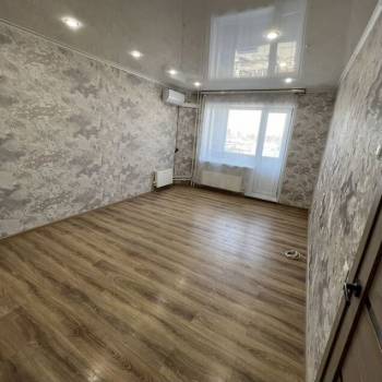 Продается 1-комнатная квартира, 37,5 м²