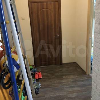 Продается 1-комнатная квартира, 52 м²