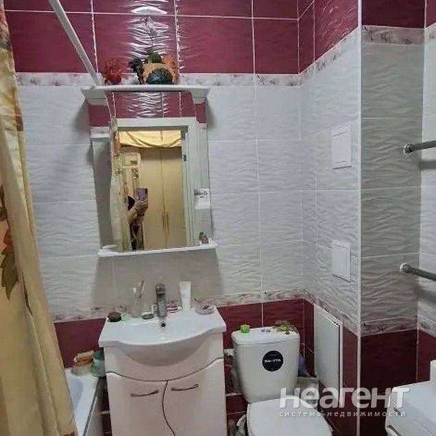 Продаю 1-к квартиру, Ленинский, ул. Романтиков