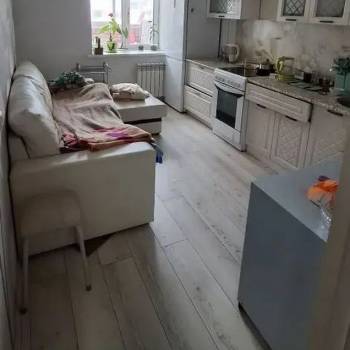 Продается 1-комнатная квартира, 40 м²