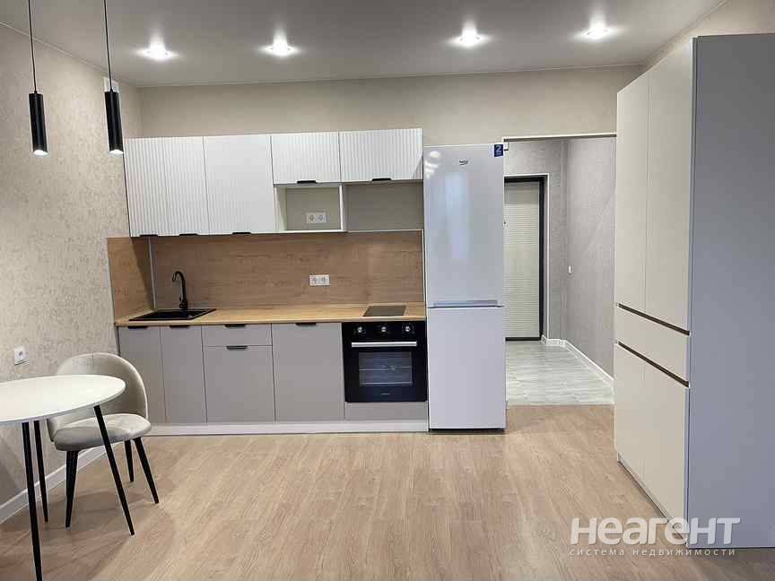 Сдаю студию, Кировский (ул. Сибиряков-Гвардейцев)