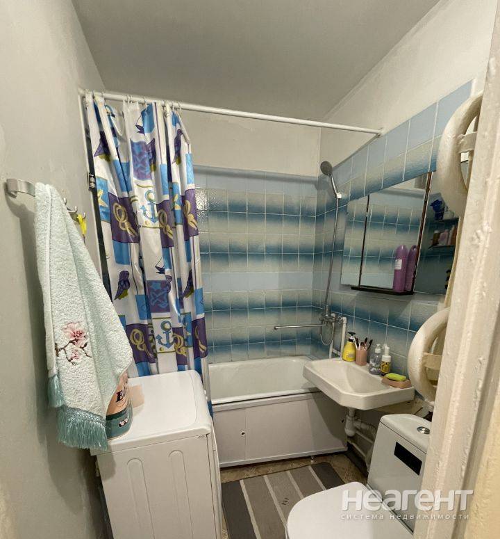 Сдаю 1-ком. квартиру, Кировский, ул. Ватутина