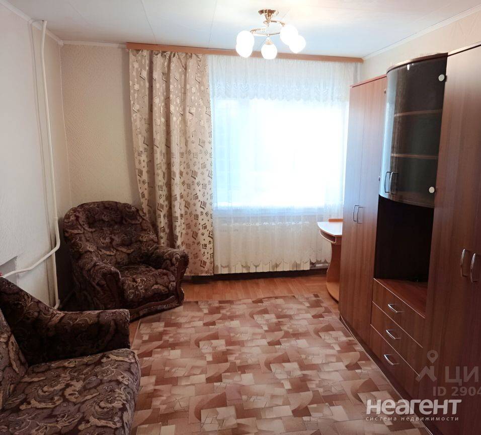 Сдам 1-к квартиру, Кировский, ул. Сибиряков-Гвардейцев