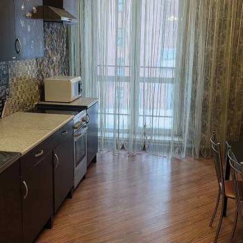 Сдается 1-комнатная квартира, 46 м²