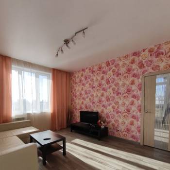 Сдается 2-х комнатная квартира, 60 м²