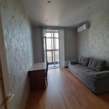 Продается 1-комнатная квартира, 43,5 м²