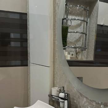 Продается 1-комнатная квартира, 57 м²