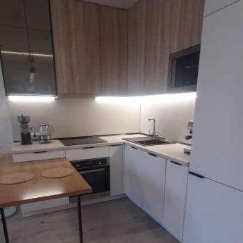 Продается 1-комнатная квартира, 40 м²