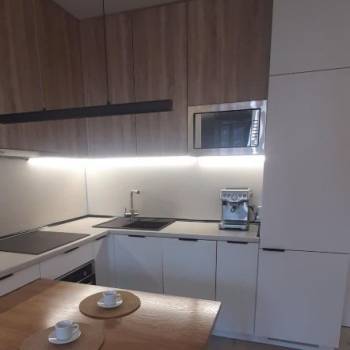 Продается 1-комнатная квартира, 40 м²