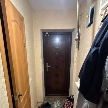 Продается 1-комнатная квартира, 32 м²