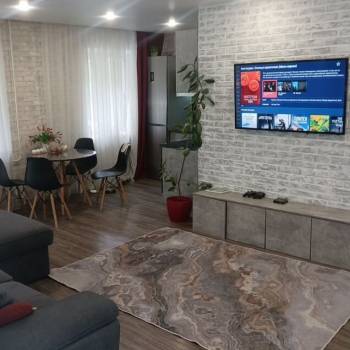 Сдается Многокомнатная квартира, 60 м²