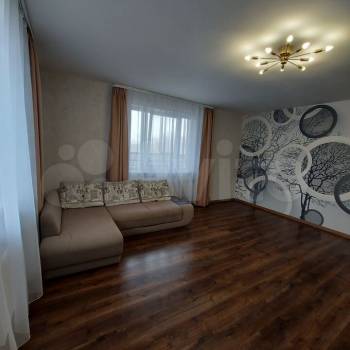 Сдается 2-х комнатная квартира, 72 м²