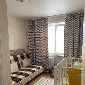 Продается Многокомнатная квартира, 80 м²