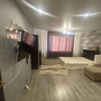 Сдается 1-комнатная квартира, 54 м²