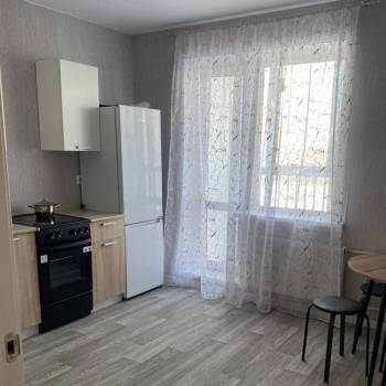 Сдается 1-комнатная квартира, 39,7 м²