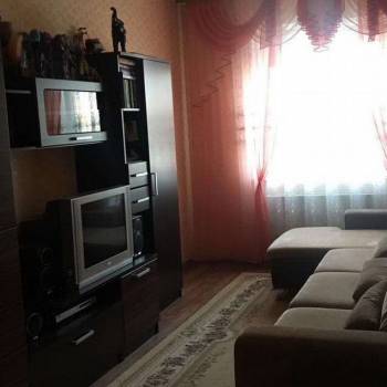 Сдается 1-комнатная квартира, 42 м²