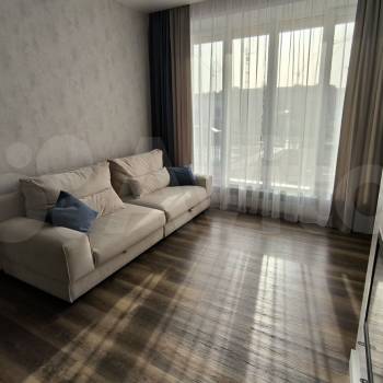 Продается Многокомнатная квартира, 99 м²