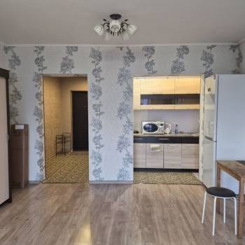 Сдается 1-комнатная квартира, 39 м²