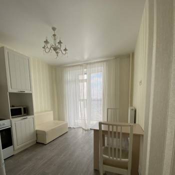 Сдается 1-комнатная квартира, 37 м²