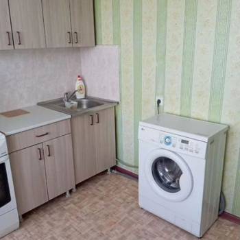 Сдается 1-комнатная квартира, 40 м²