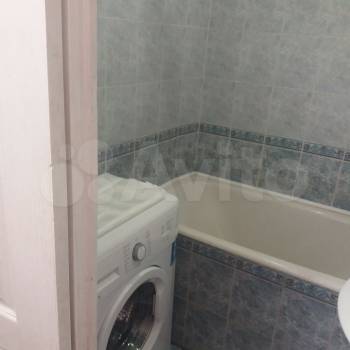 Сдается Многокомнатная квартира, 64 м²