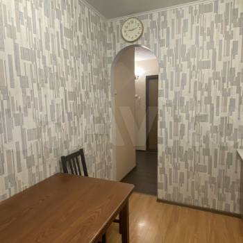 Сдается Многокомнатная квартира, 64 м²