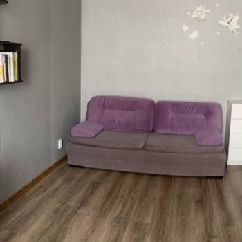 Продается 1-комнатная квартира, 42,5 м²