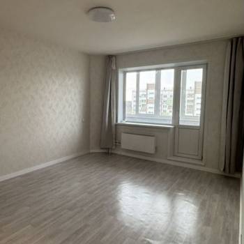 Продается 1-комнатная квартира, 42 м²