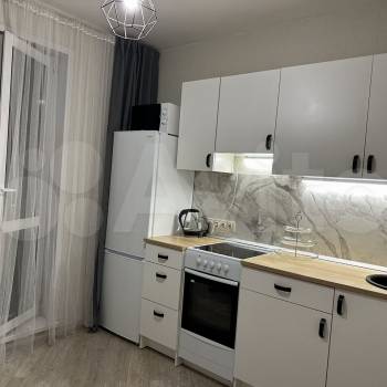 Сдается 1-комнатная квартира, 35 м²