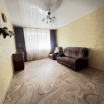 Сдается 1-комнатная квартира, 42 м²