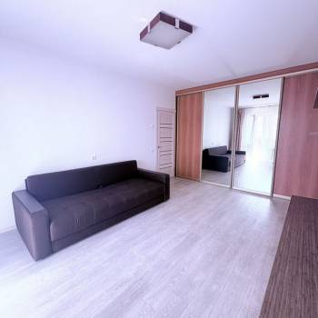 Сдается 1-комнатная квартира, 37,5 м²