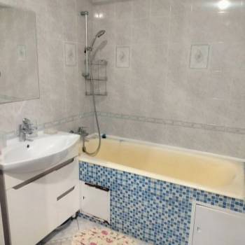 Сдается Многокомнатная квартира, 63 м²