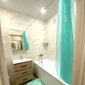 Сдается 1-комнатная квартира, 40 м²